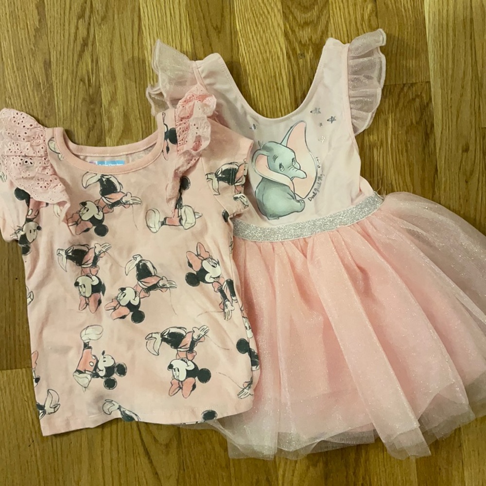 Disney dumbo size 3t. Mickey Mouse t-shirt size 3t